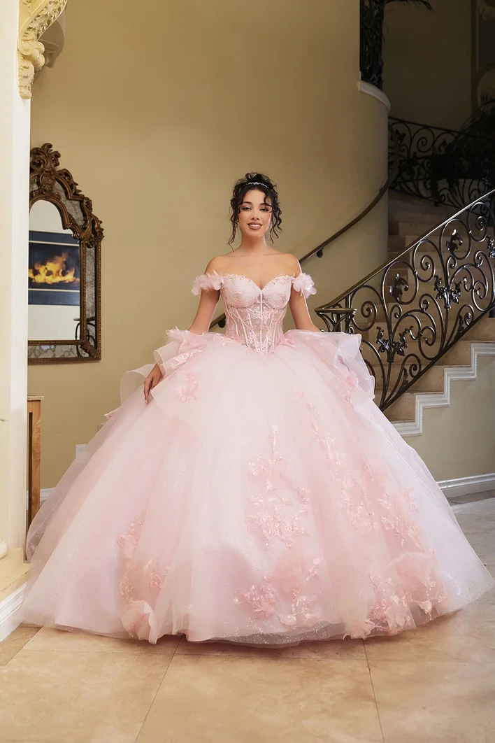 Dress VALE Quinceañera Dresses