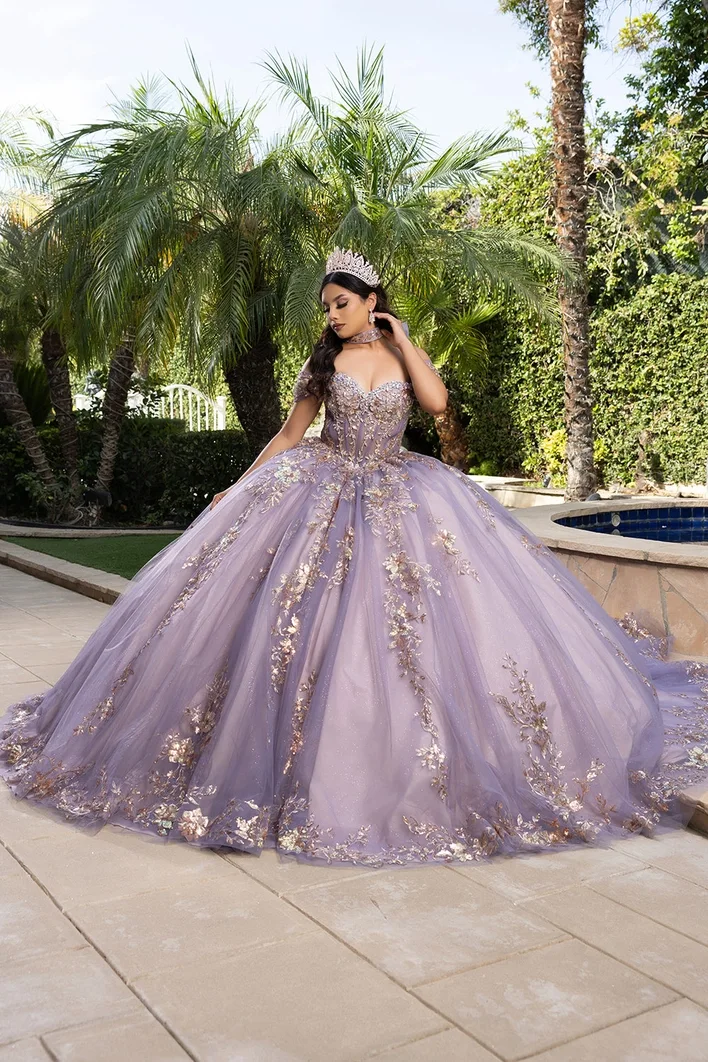 Dress VIctoria  Quinceañera Dresses, color Victorian Lilac