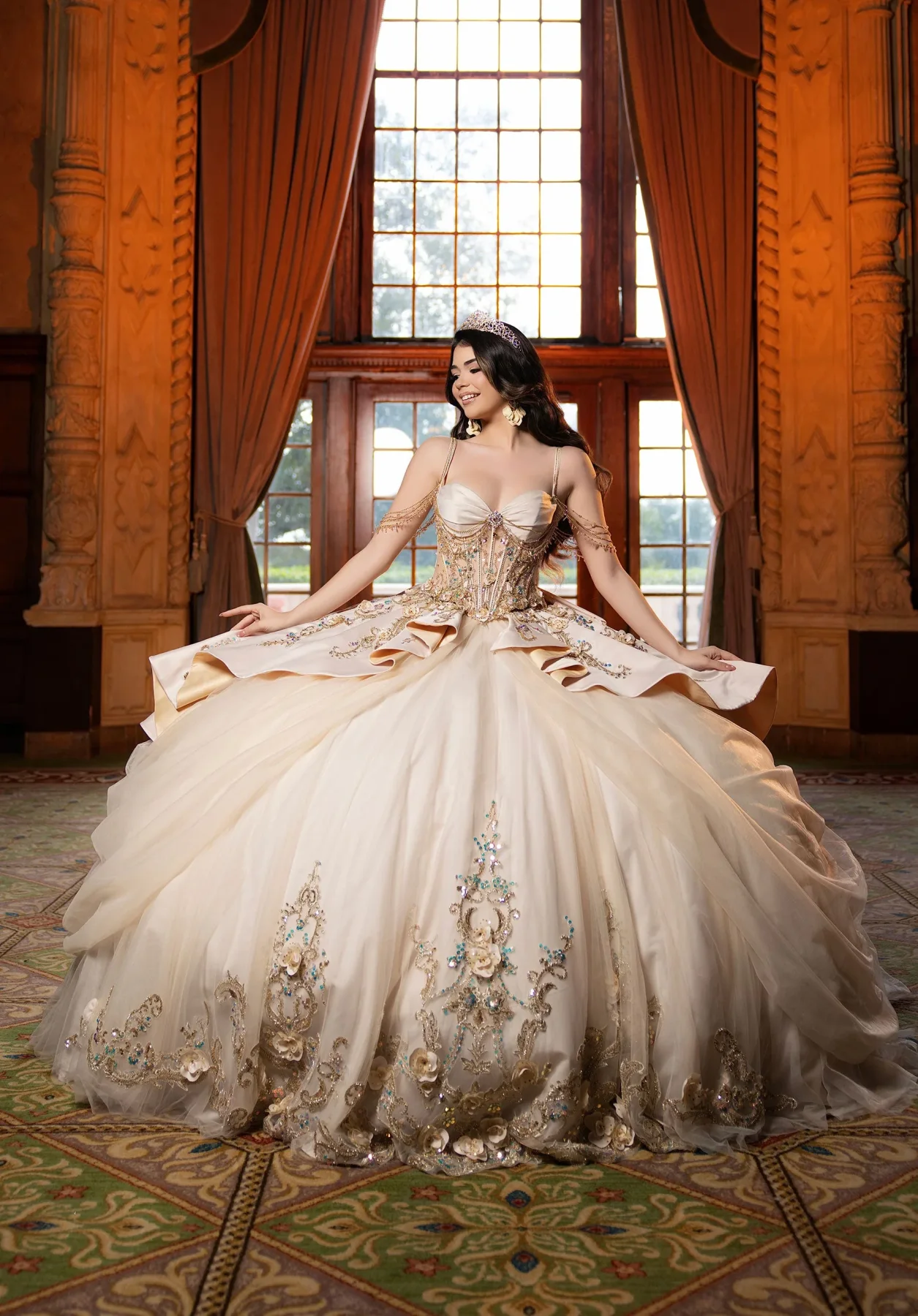 Dress Celina Quinceañera Dress, color Cream/Gold