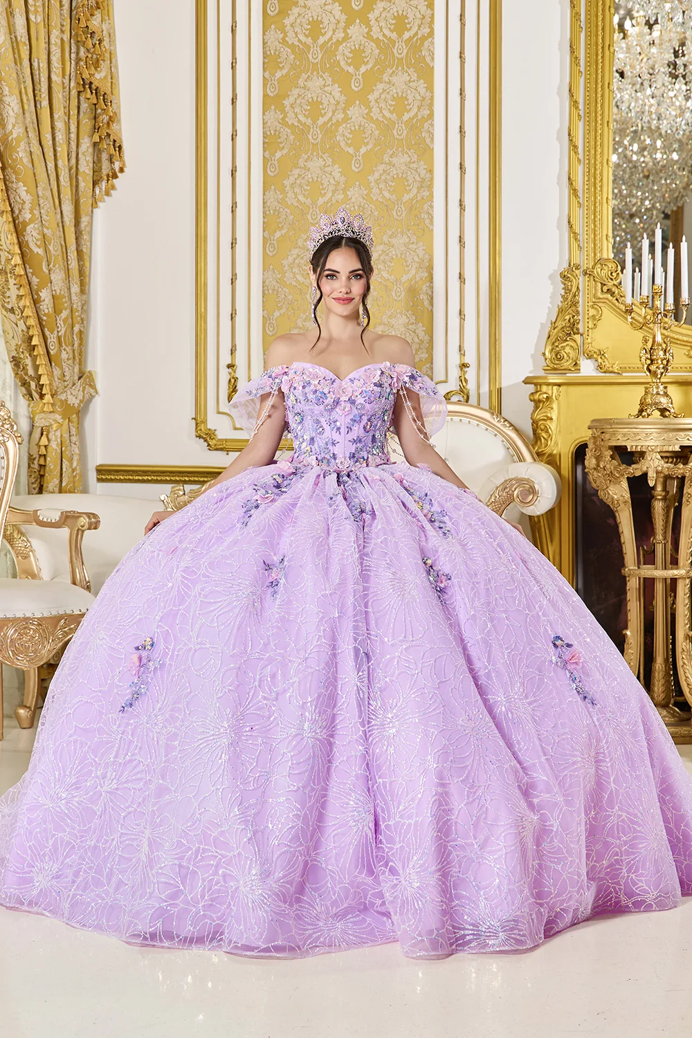 Dress Embroidered floral Quinceañera Dress, color Lilac