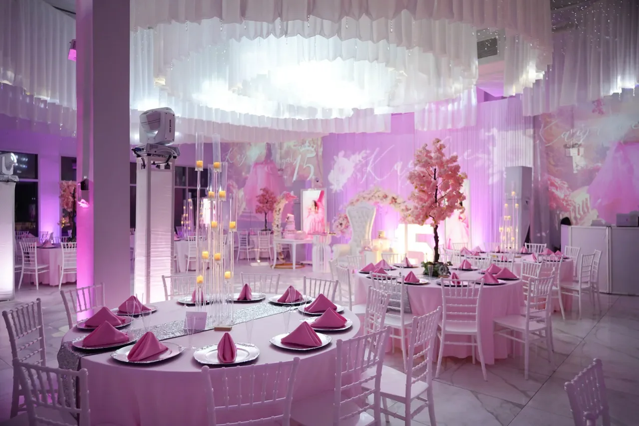DREAMS NYC - Event Space, Modern Event Space Rental  @dreamseventsnyc logo
